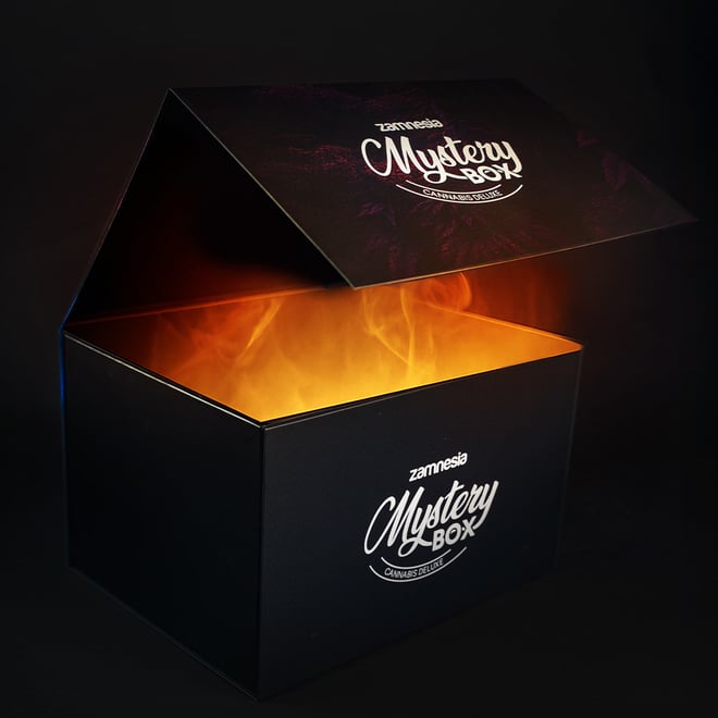 Limited Deluxe Cannabis Mystery Box van Zamnesia