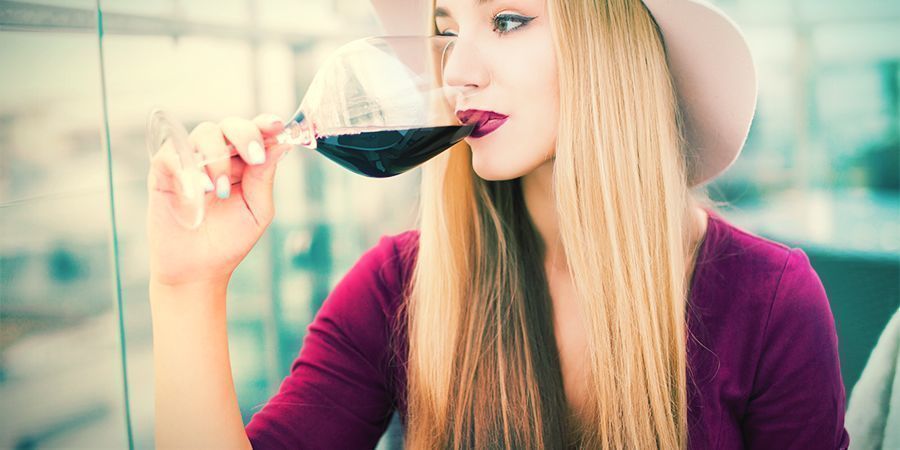 Dit Moet Je Absoluut Niet Doen: Alcohol Drinken