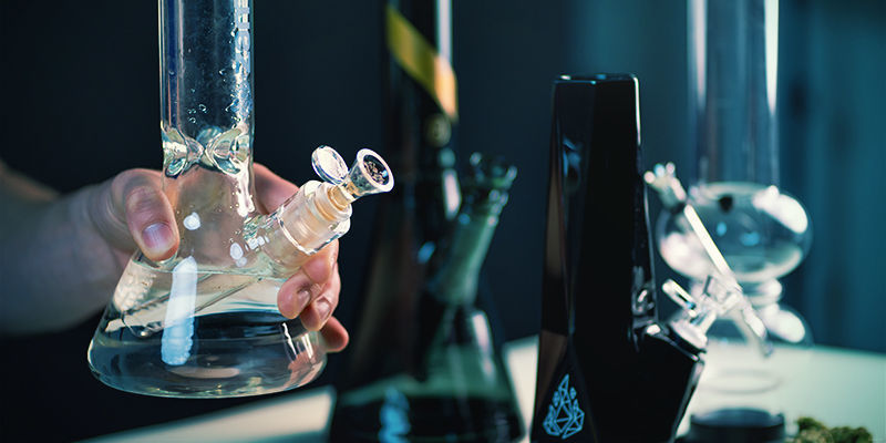 Gebruik Bong: Bedek carb-gat