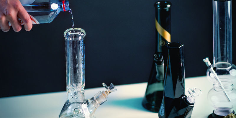 Gebruik Bong: Vul bong met water
