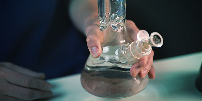 Gebruik Bong: Doorgeven die bong!