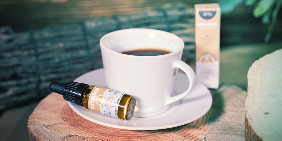 Cafeïne En Interacties Met CBD