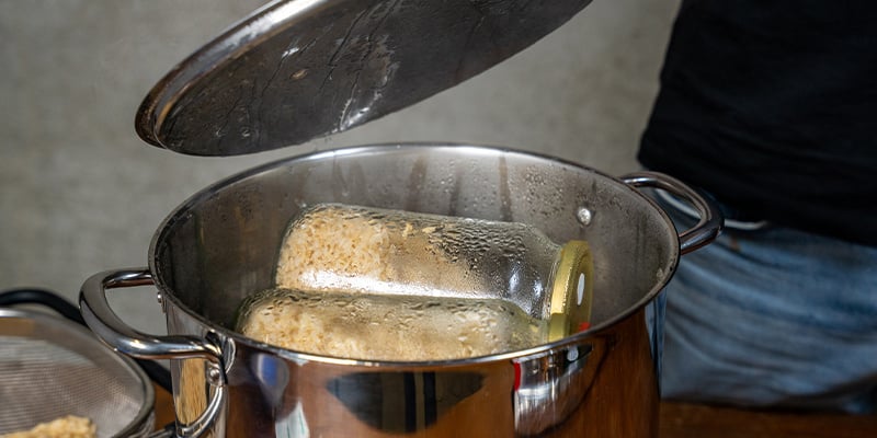 Kook je de potten en het medium gedurende 60-90 minuten