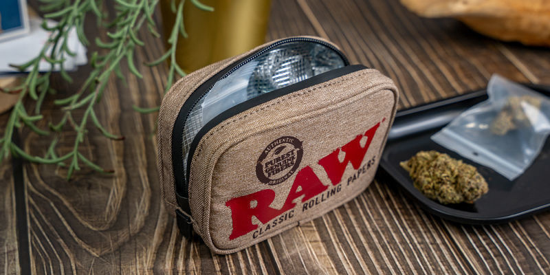 RAW Smokers Pouch