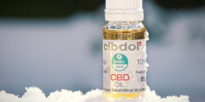 Kun je door full-spectrum CBD-olie voor een drugstest zakken?