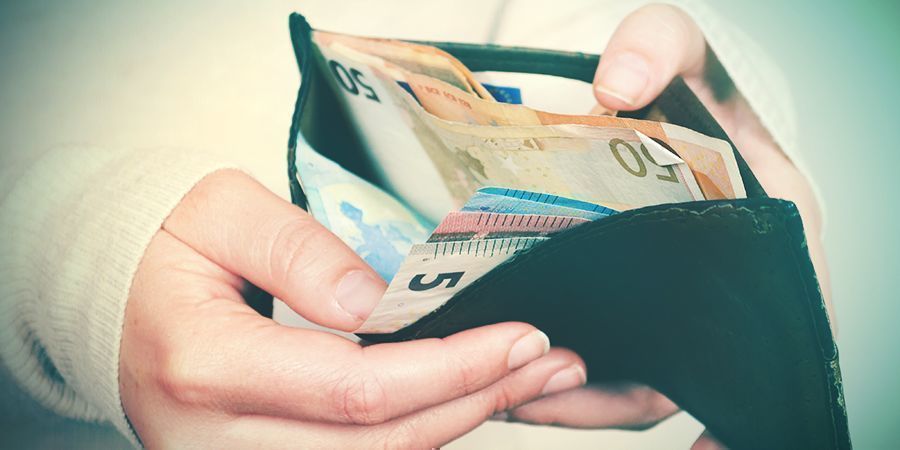 Redenen Om Met Tabak Te Stoppen: Geld Besparen