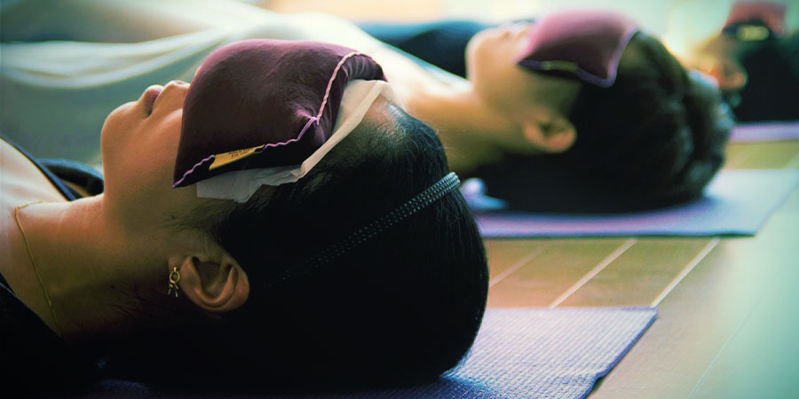Yoga Nidra, Tussen De Gebieden Yoga Nidra, tussen de gebieden