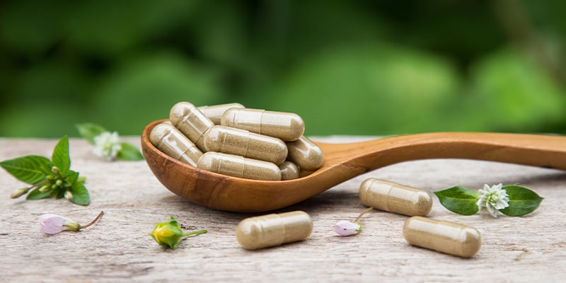 Damiana supplementen en capsules