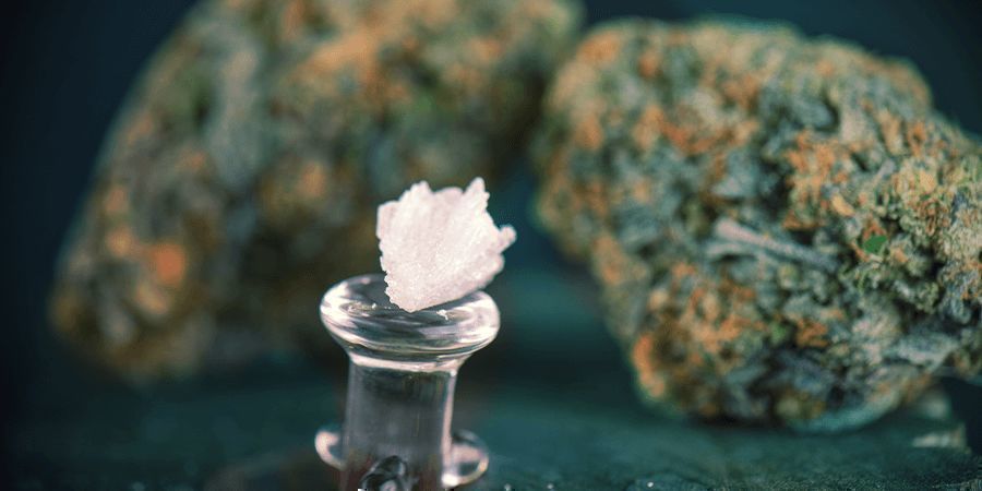 HOE DOSEER JE CBD KRISTALLEN OP DE JUISTE MANIER?