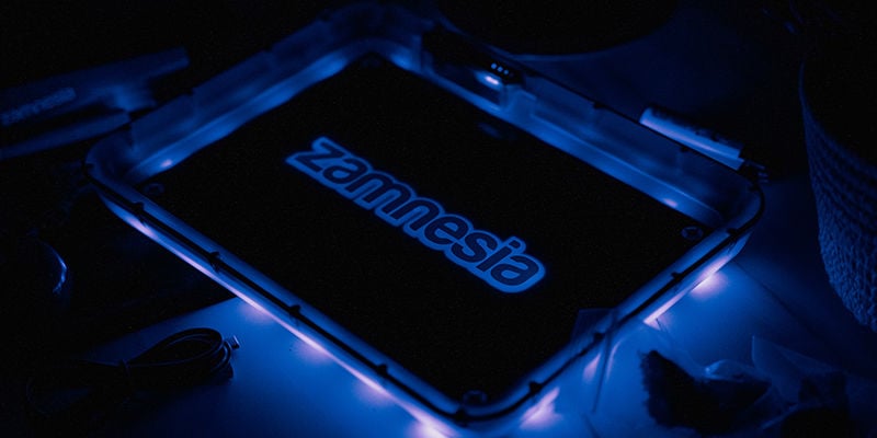 LED Rolling Tray (Zamnesia)