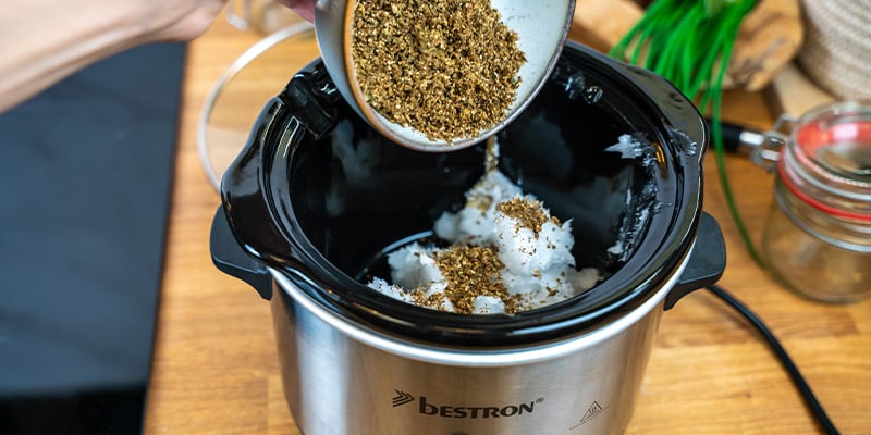 Stap 2: Infuseren met kokosolie