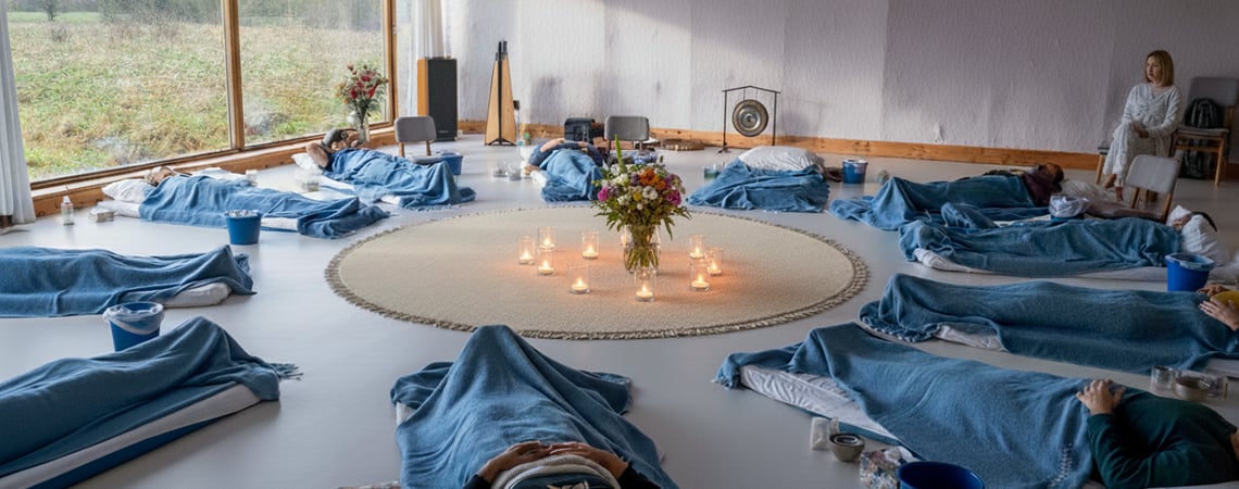 Een veilige innerlijke reis met truffels: het proces, begeleiding en de ervaring