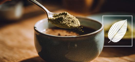 Kun je kratom en koffie combineren? Ontdek een nieuwe ochtendroutine