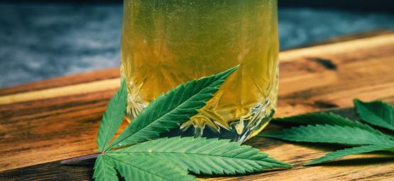 Hoe cannabis kan helpen met drinken te stoppen 