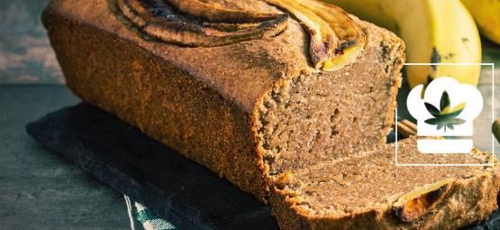 Het maken van Cannabis bananenbrood 